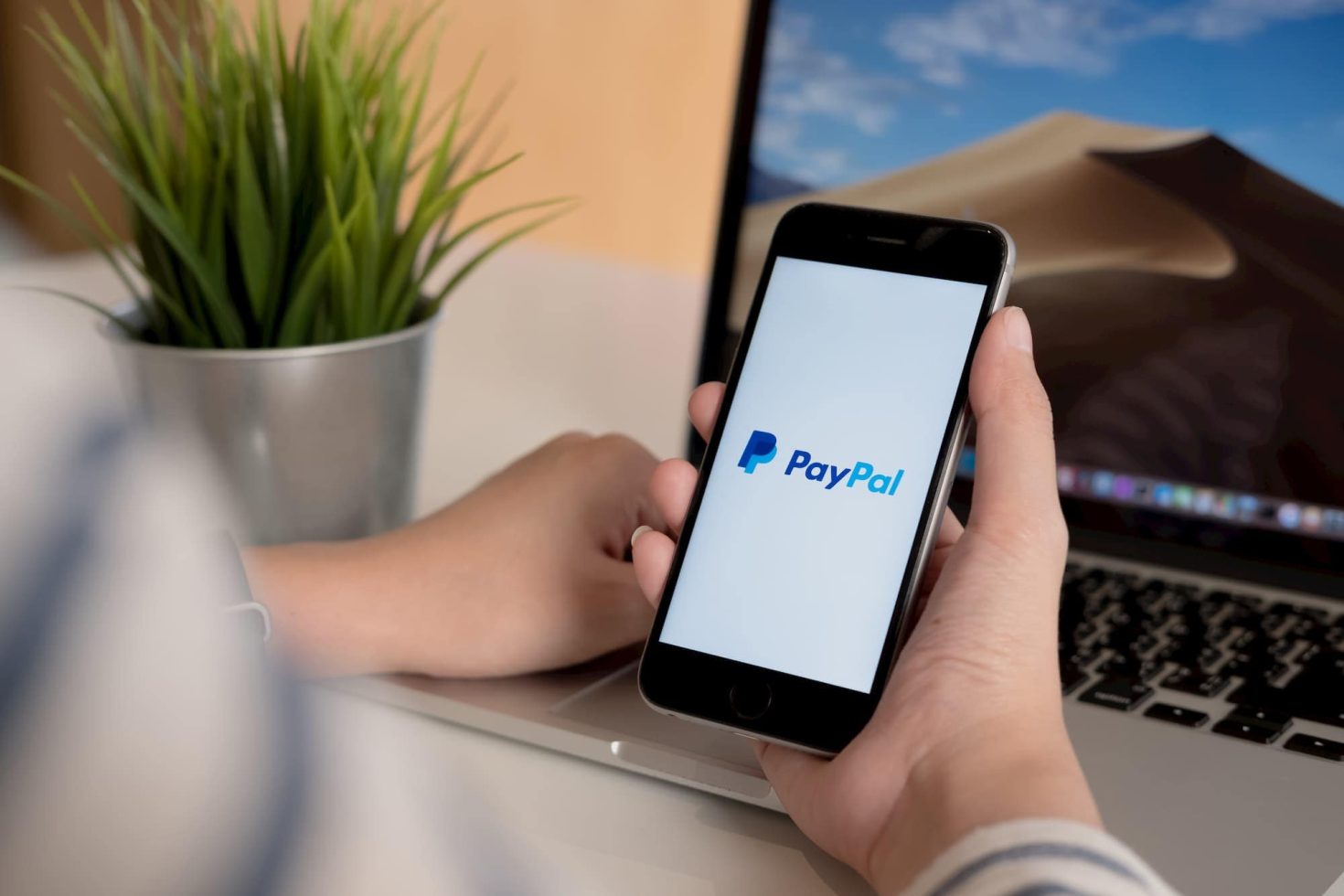 Is PayPal a good payment gateway for WooCommerce?